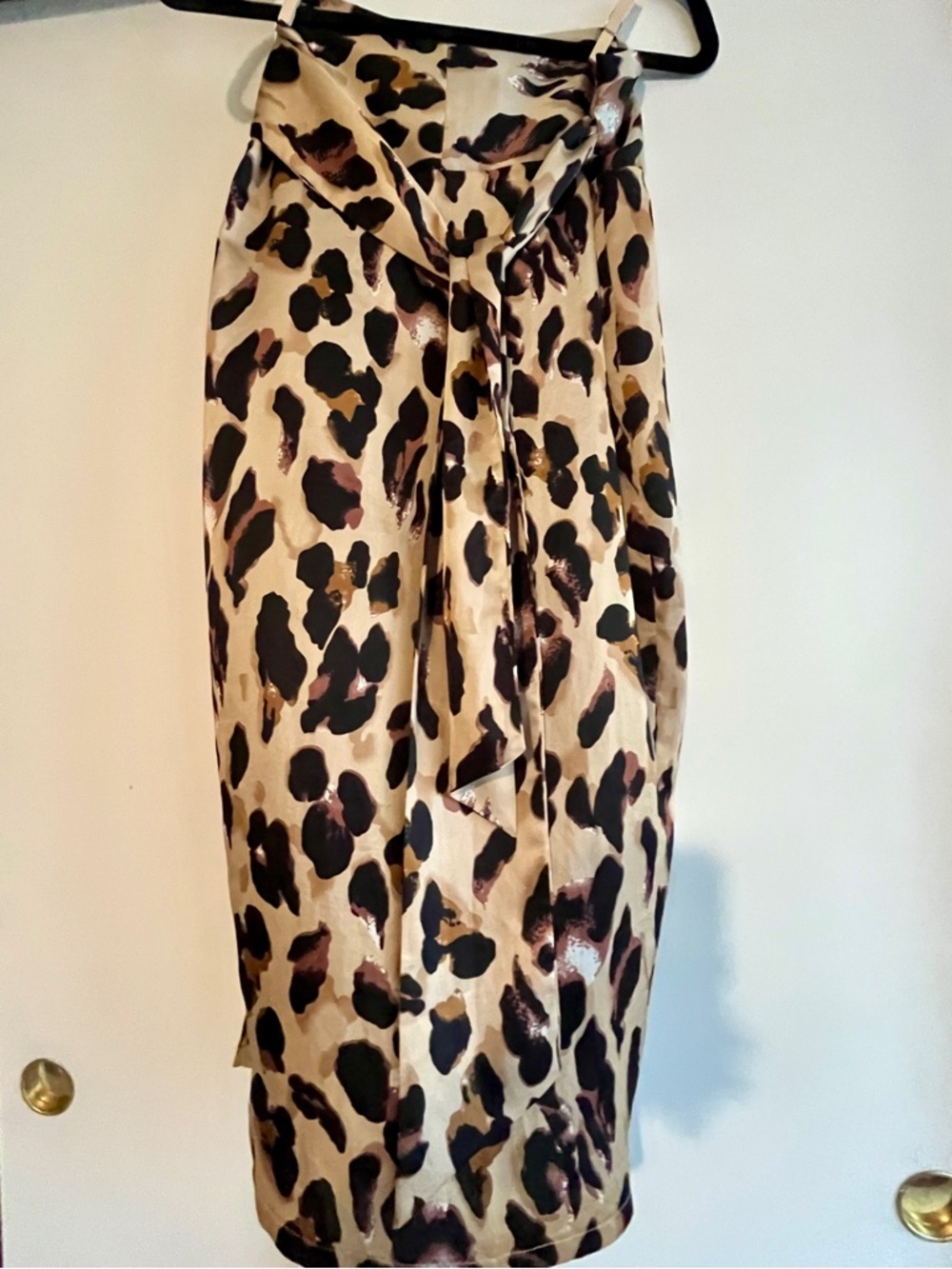 Leopard Print Tie-Waist Pencil Skirt in Beige and Black